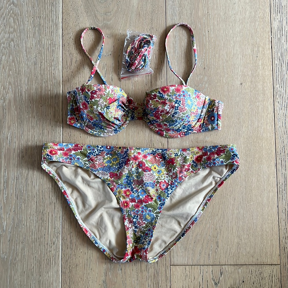 JCrew swimsuit size small / 32B